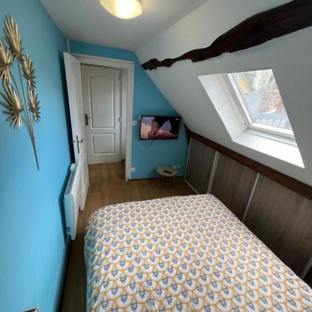 Апартаменты Petit F2 Fonctionnel Plein Centre Et Proche Gare Бурж Экстерьер фото